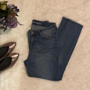 ON Midrise ankle Jean